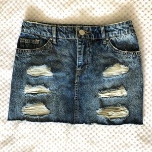 Denim Distressed H&M Mini Skirt Size 2/0-00